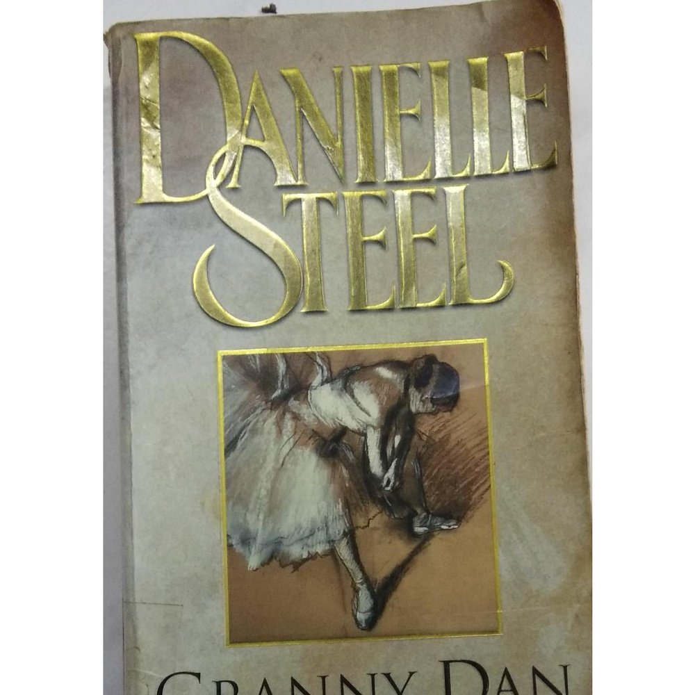 Granny Dan by Danielle Steel Half Price Books India Books inspire-bookspace.myshopify.com Half Price Books India
