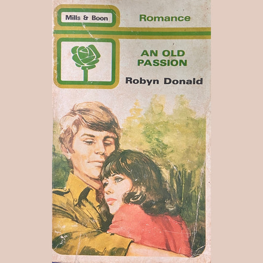 An Old Passion by Robyn Donald