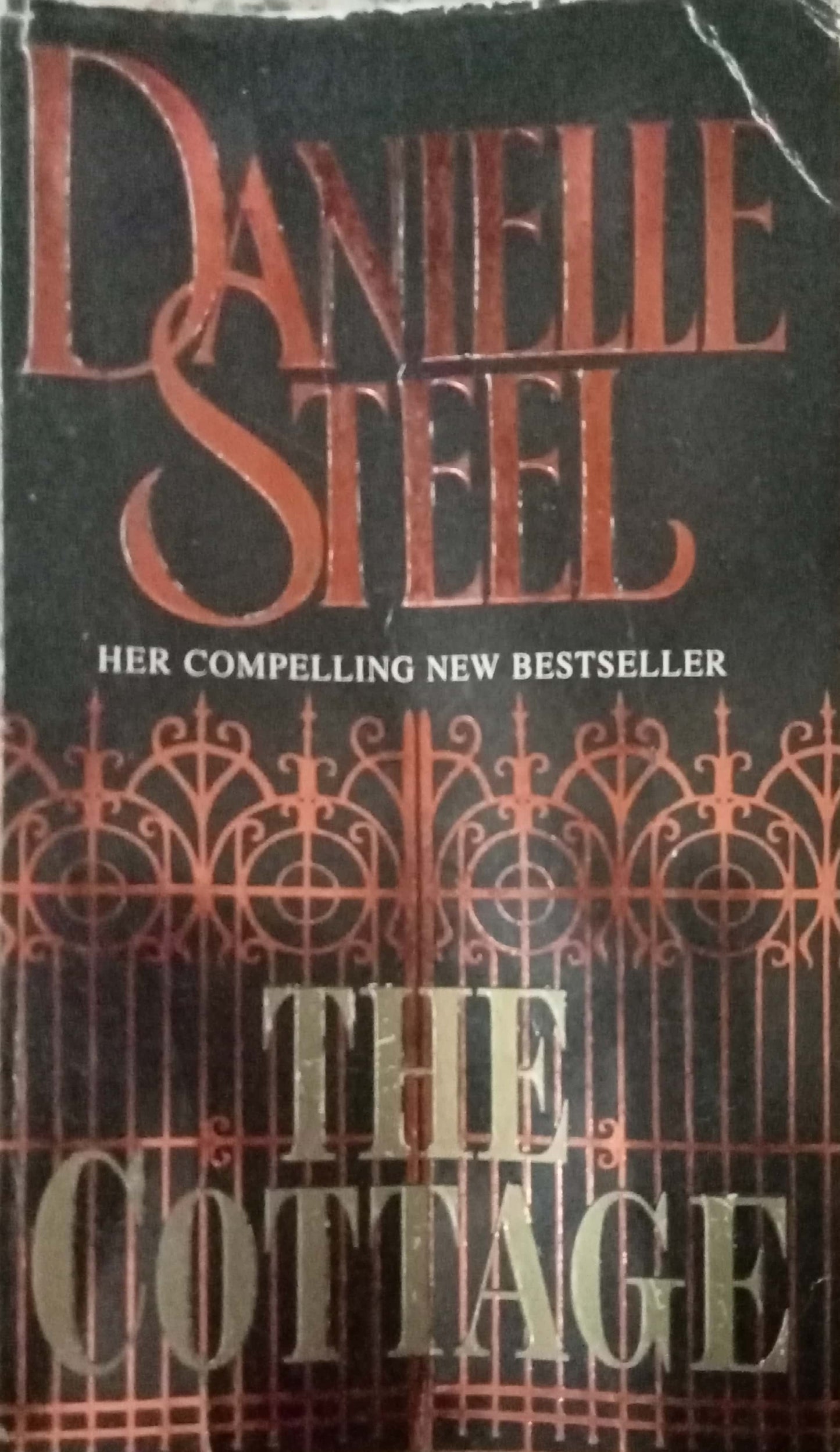 The Cottage by Danelie Steel