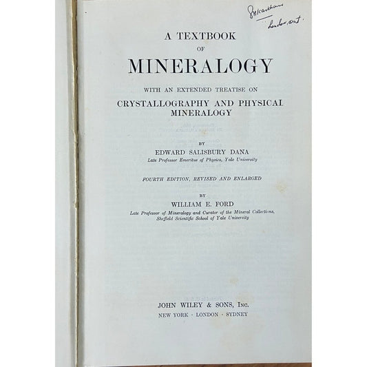 A textbook of Mineralogy by Edward Salisbury Dana, William Ford  Half Price Books India Books inspire-bookspace.myshopify.com Half Price Books India